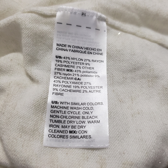 NWT Chico's Cream Colored Tunic Pull-over Sweater Size 0 or XSMALL - Picture 4 of 5